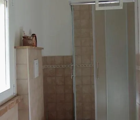 S200 - Sirolo, Nuovo Cielo-terra In Centro Storico Apartmán